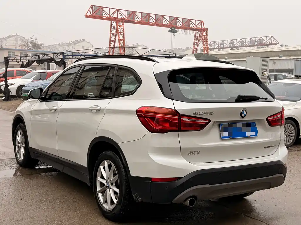 BMW X1 2018 sDrive18Li Fashion Model купить на сайте DeffCars