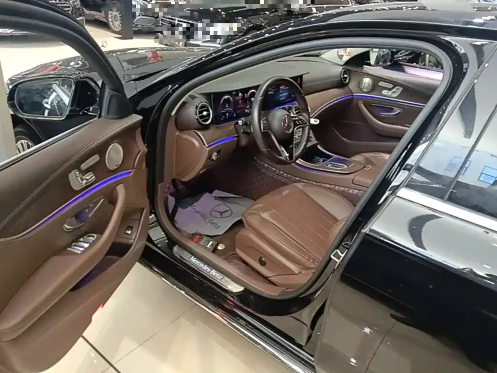 Mercedes E-Class 2023 E300L Luxury Edition купить на сайте DeffCars