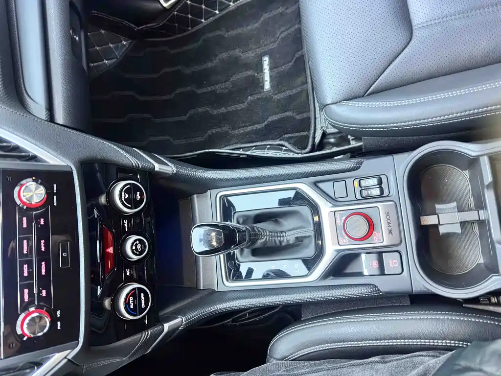 Forester 2021 2.0i Deluxe Edition EyeSight купить на сайте DeffCars