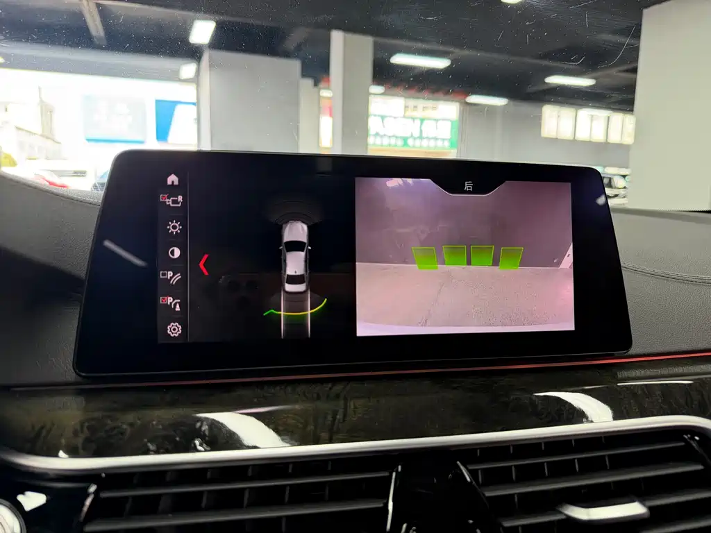 BMW 5 Series 2019 530Li Leading M Sports Package купить на сайте DeffCars