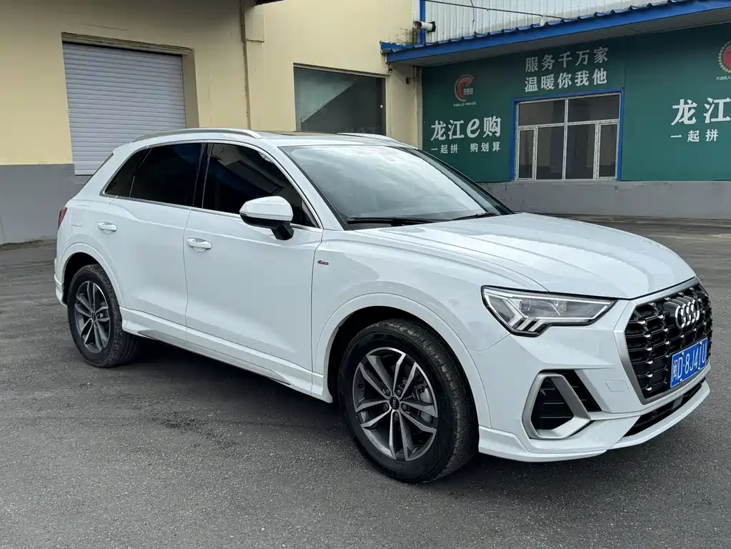 Audi Q3 2023 35 TFSI aggressive and dynamic model (1.4T) купить на сайте DeffCars