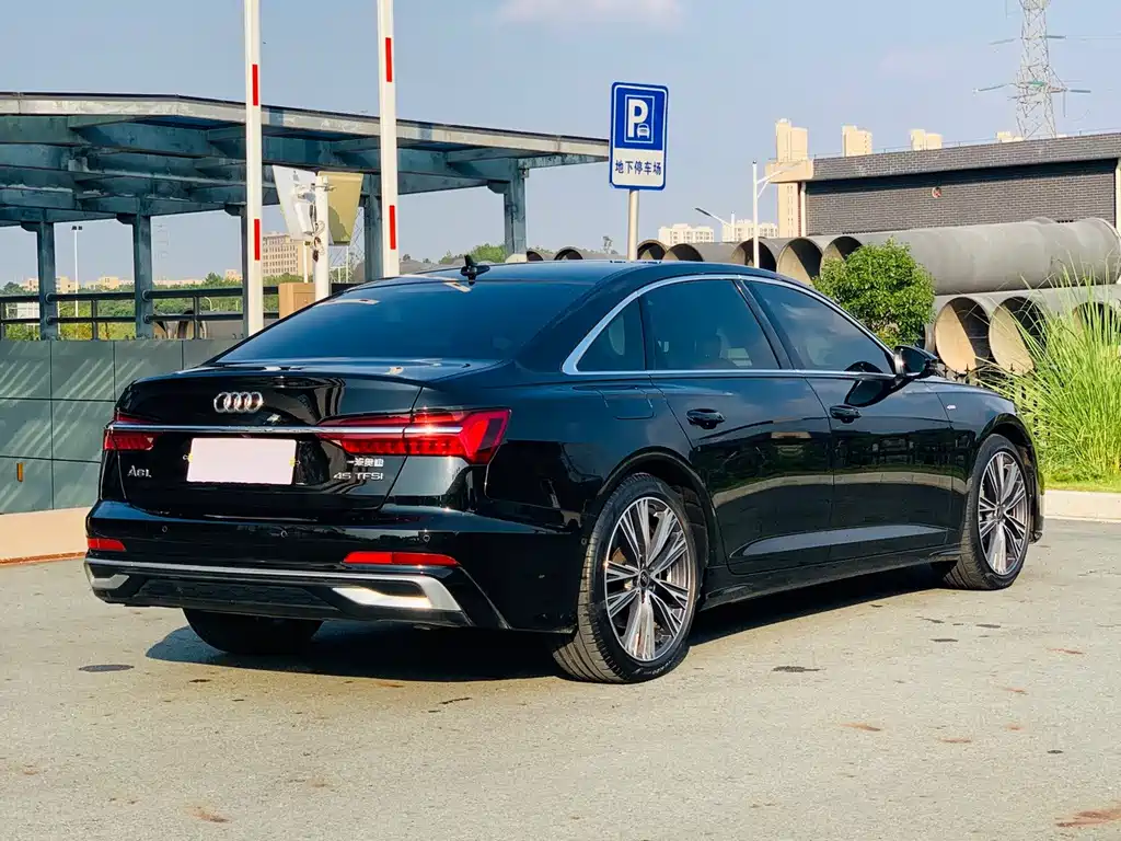 Audi A6L 2024 45 TFSI Premium Dynamic Model купить на сайте DeffCars