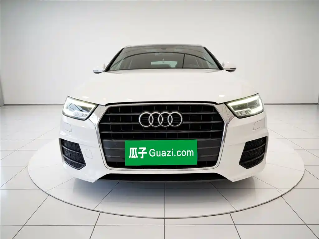 Audi Q3 2018 30th Anniversary Model 30 TFSI Fashion Model купить на сайте DeffCars