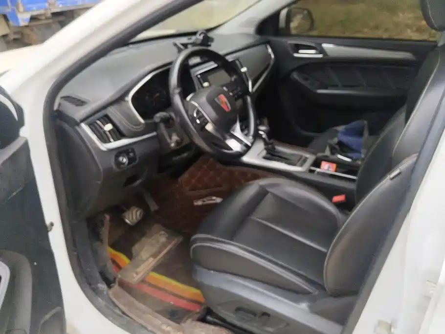 Roewe RX5 2019 20T two-wheel drive automatic 4G interconnected platinum version купить на сайте DeffCars