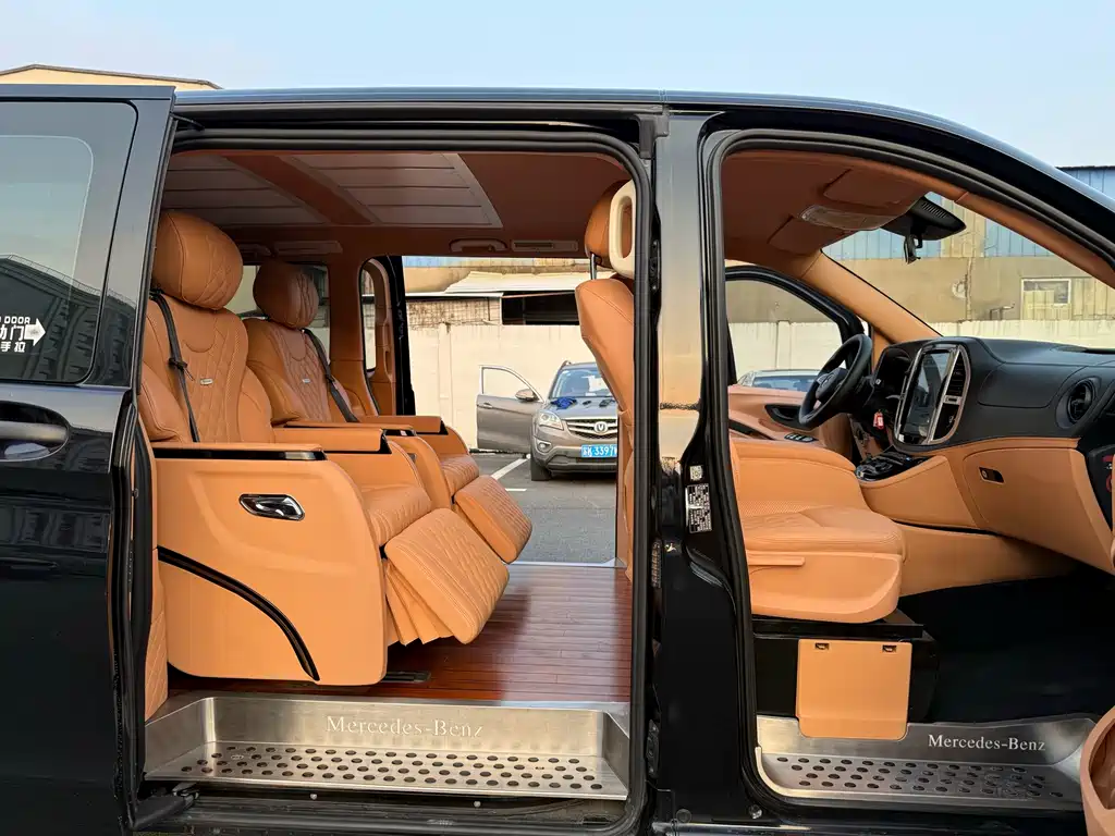 Vito 2021 2.0T Business Edition 7 seats купить на сайте DeffCars