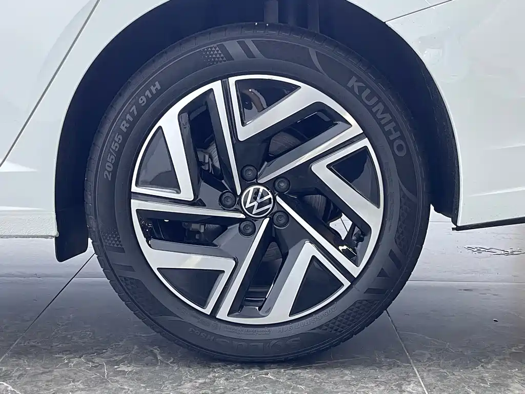 Sagitar 2024 300TSI DSG Super Edition купить на сайте DeffCars