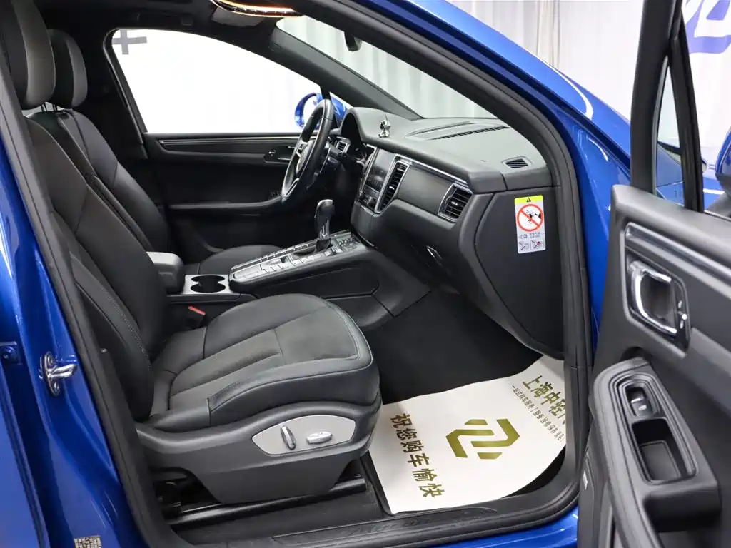 Macan 2017 Macan 2.0T купить на сайте DeffCars