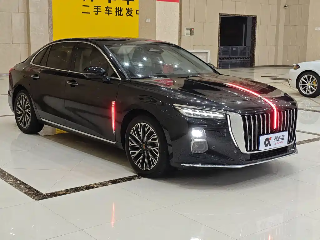 Hongqi H5 2024 2.0T Automatic Zhilianqichang Edition купить на сайте DeffCars