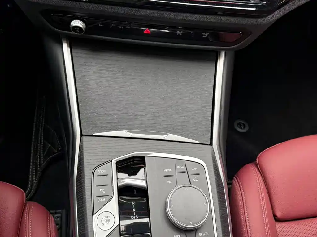 BMW 3 Series 2025 325Li M Sports Package купить на сайте DeffCars