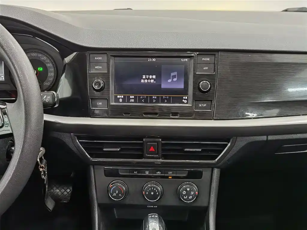 Lavida 2018 280TSI DSG Comfort Edition National V купить на сайте DeffCars