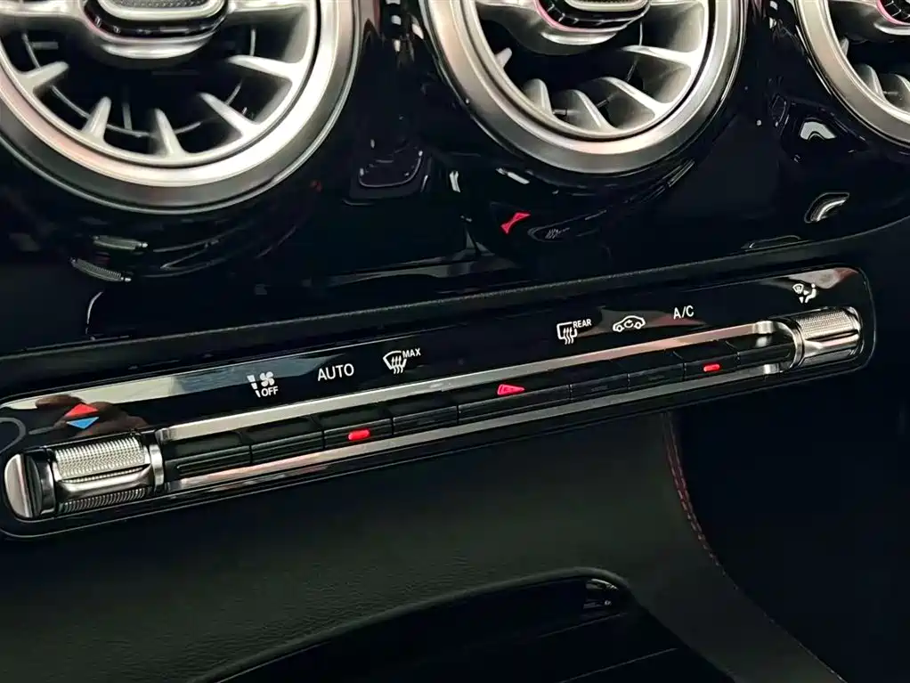 Mercedes-Benz A-Class 2023 A 200 L Fashion Model купить на сайте DeffCars