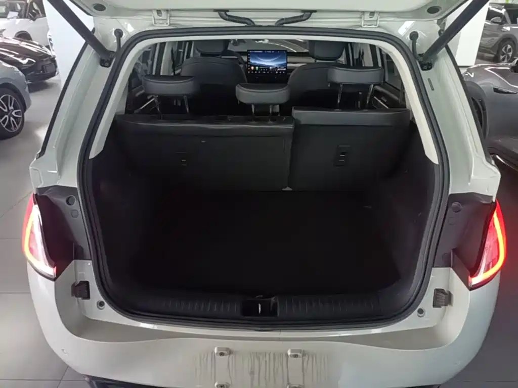 Baojun Yunduo 2023 460 Max купить на сайте DeffCars