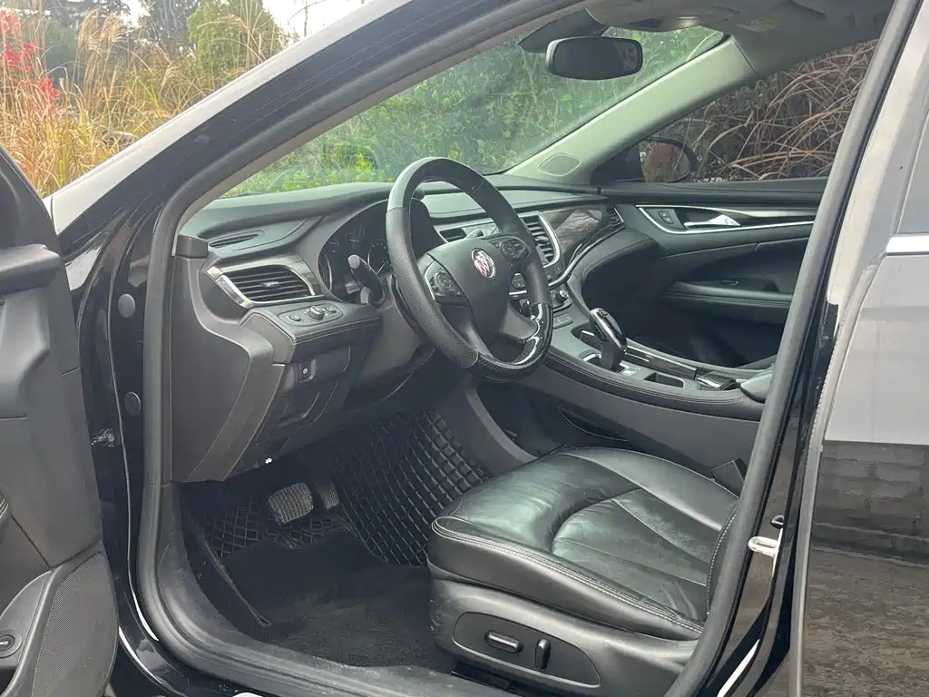 LaCrosse 2022 652T luxury model купить на сайте DeffCars