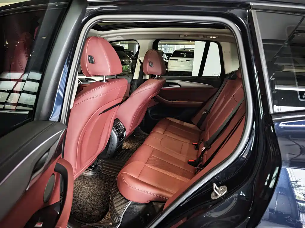 BMW iX3 2022 innovative model купить на сайте DeffCars