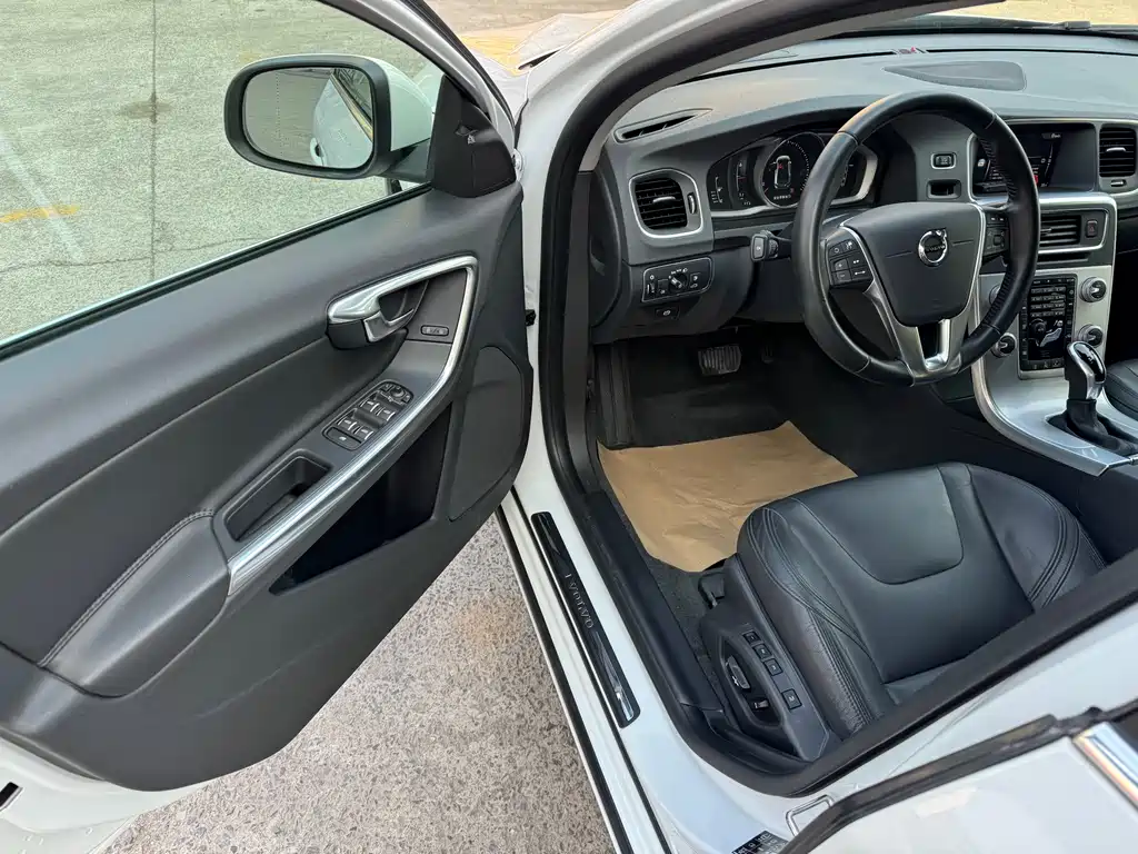 Volvo S60 2018 S60L T5 Zhiyu Enterprising Edition купить на сайте DeffCars