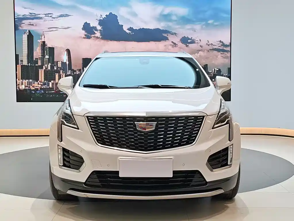 Cadillac XT5 2022 2.0T two-wheel drive luxury model купить на сайте DeffCars