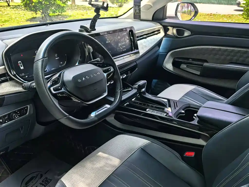 Baojun RM-5 2019 1.5T CVT 24-hour online premium type 7 seats купить на сайте DeffCars