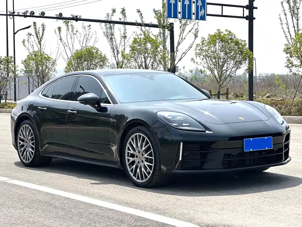 Panamera 2026 Panamera 2.9T купить на сайте DeffCars