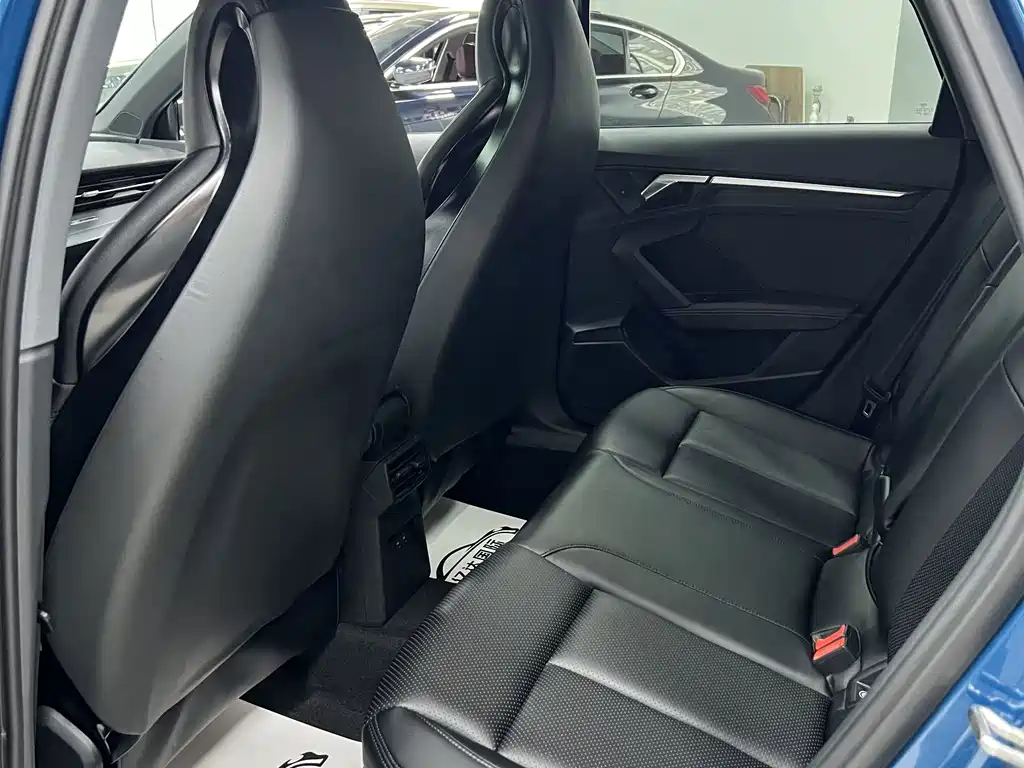 Audi A3 2021 Sportback 35 TFSI Fashion Sporty купить на сайте DeffCars