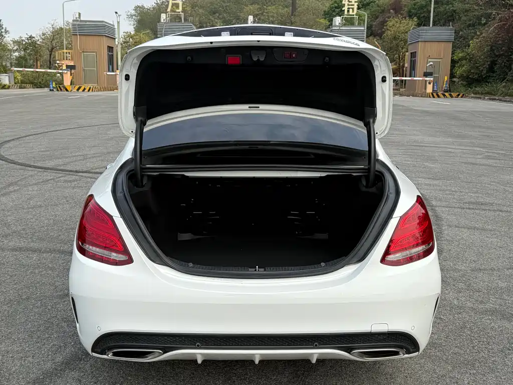 Mercedes-Benz C-Class 2018 C 200 L Sports Edition купить на сайте DeffCars