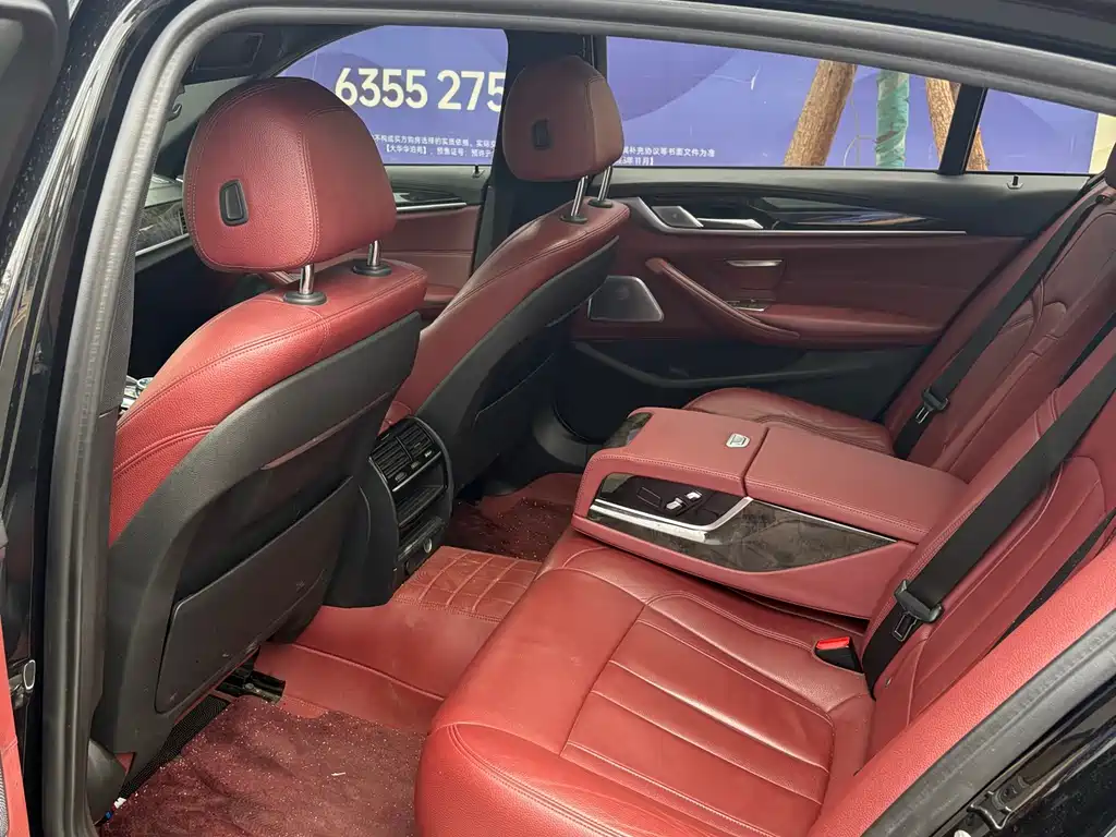 BMW 5 Series 2019 530Li Leading M Sports Package купить на сайте DeffCars