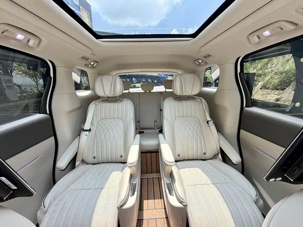 Lantu Dreamer 2022 0-carbon version Dream+Smart Range Package 605km купить на сайте DeffCars