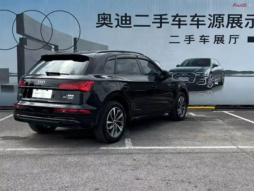 Audi Q5L 2025 40 TFSI luxury and dynamic model купить на сайте DeffCars