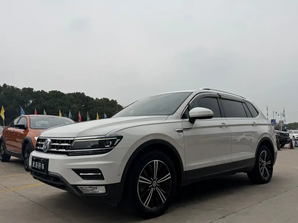 Tiguan L 2018 330TSI automatic two-wheel drive flagship version купить на сайте DeffCars