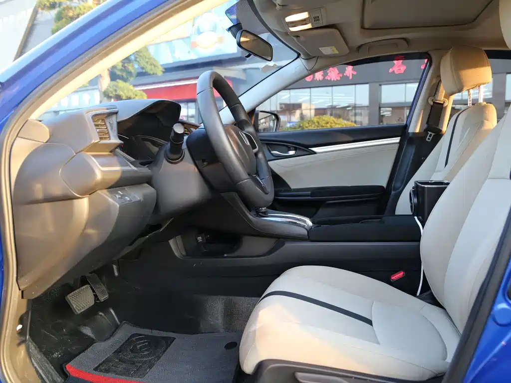 Civic 2016 180TURBO CVT Comfort Edition купить на сайте DeffCars