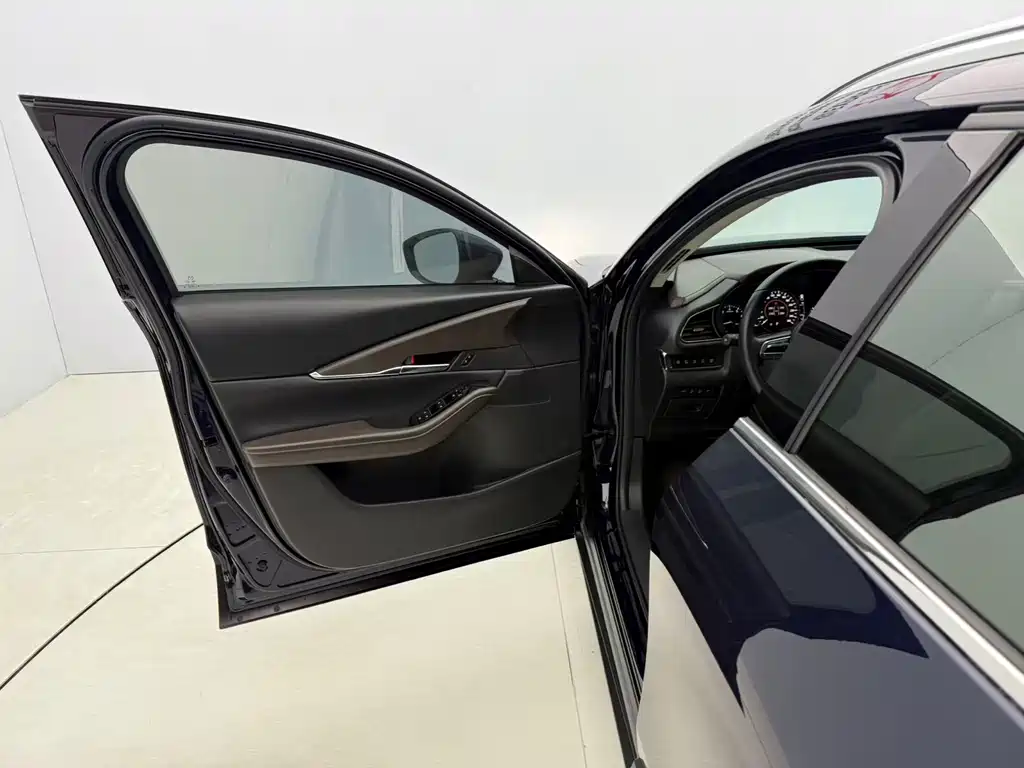 Mazda CX-30 2021 2.0L automatic Zunyue model купить на сайте DeffCars