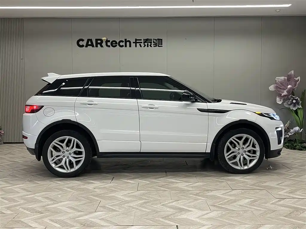 Range Rover Evoque 2018 240PS HSE DYNAMIC Actuated Edition купить на сайте DeffCars