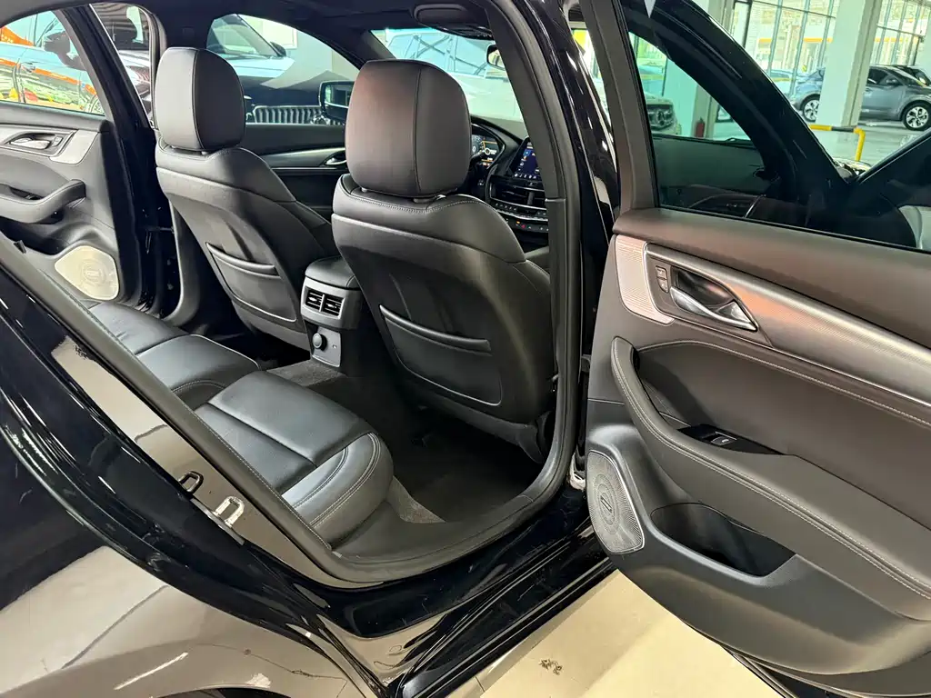 Cadillac CT5 2023 28T luxury model (standard version) купить на сайте DeffCars