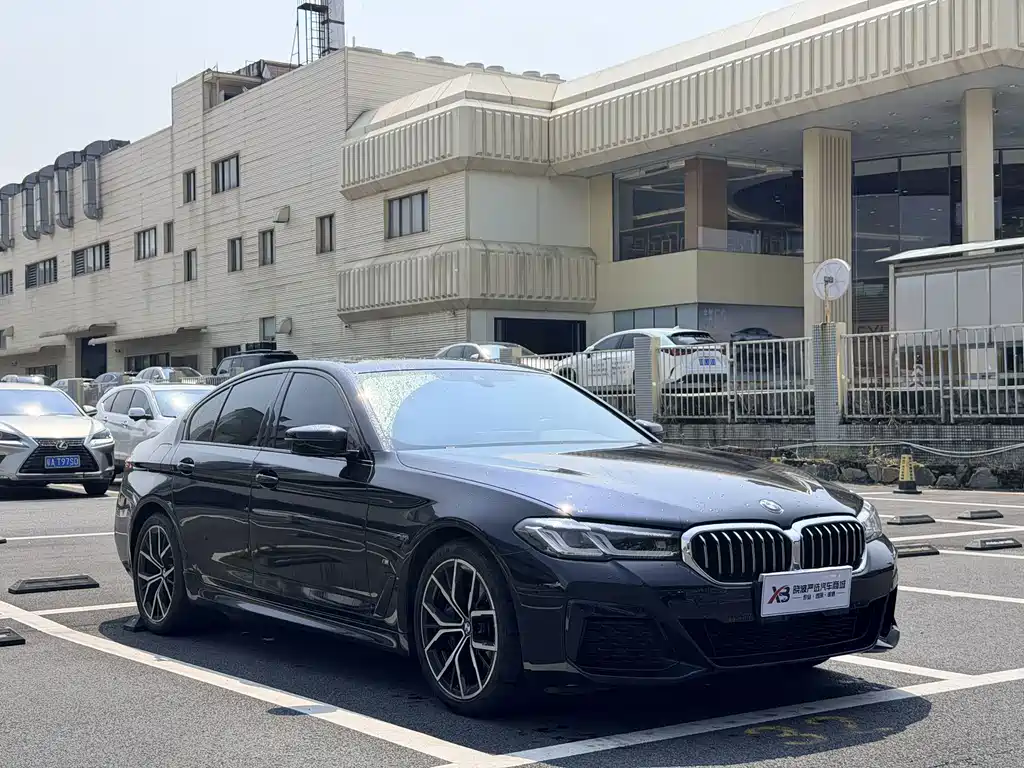 BMW 5 Series Imported 2022 Facelift 530i M Sports Package купить на сайте DeffCars