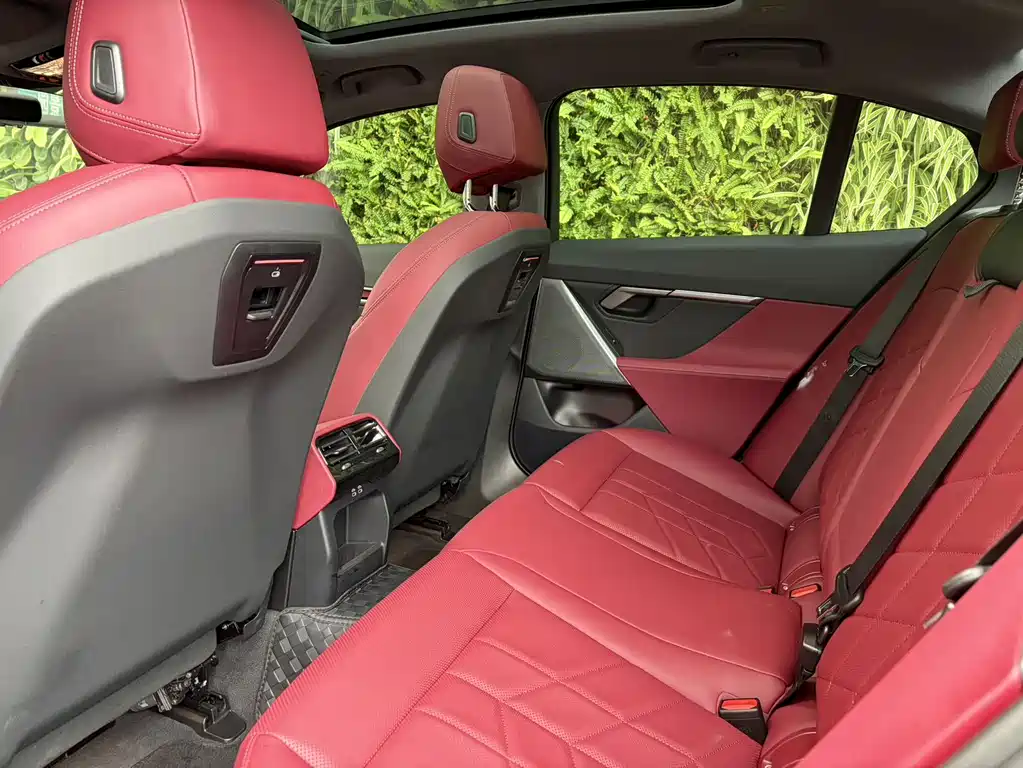 BMW 5 Series Imported 2024 525i M Sports Package купить на сайте DeffCars