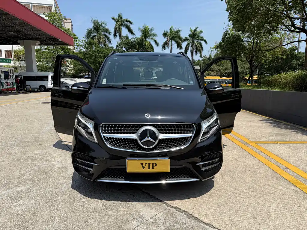 Mercedes-Benz V-Class 2022 V 260 L Long Wheelbase Luxury Edition купить на сайте DeffCars