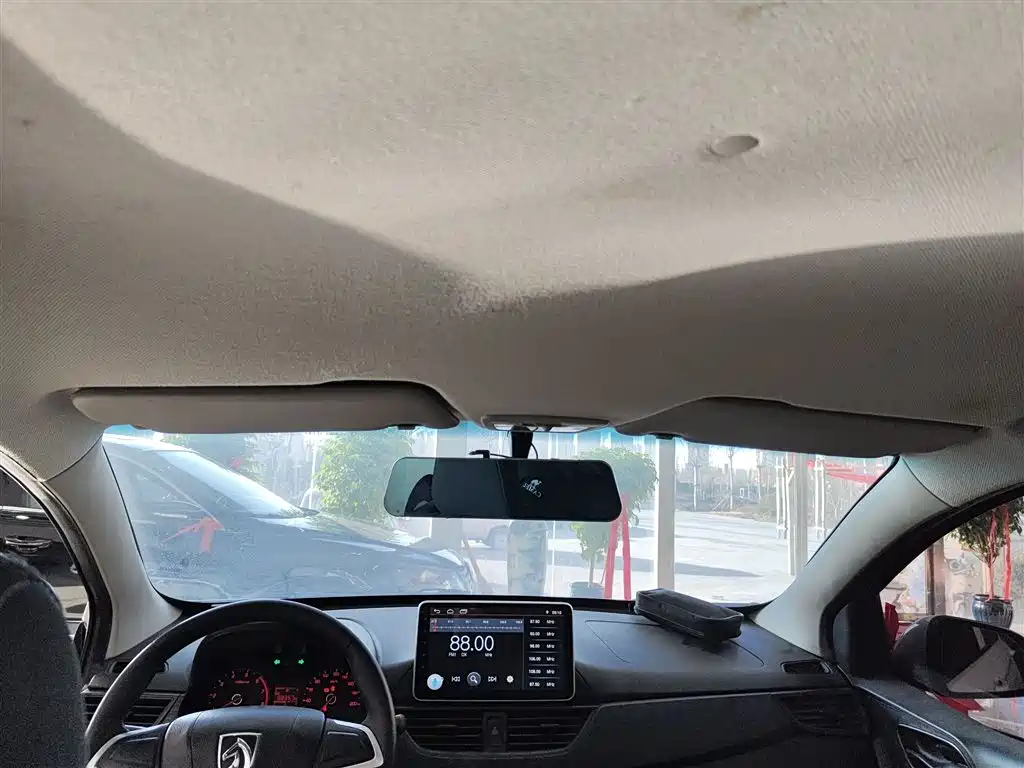 Baojun 310 2016 1.2L manual comfort model купить на сайте DeffCars
