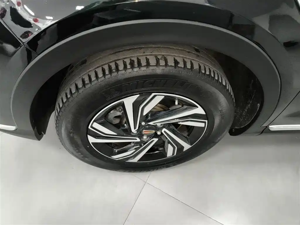 Hongqi HS5 2022 facelift 2.0T Zhilian Flagship Edition купить на сайте DeffCars