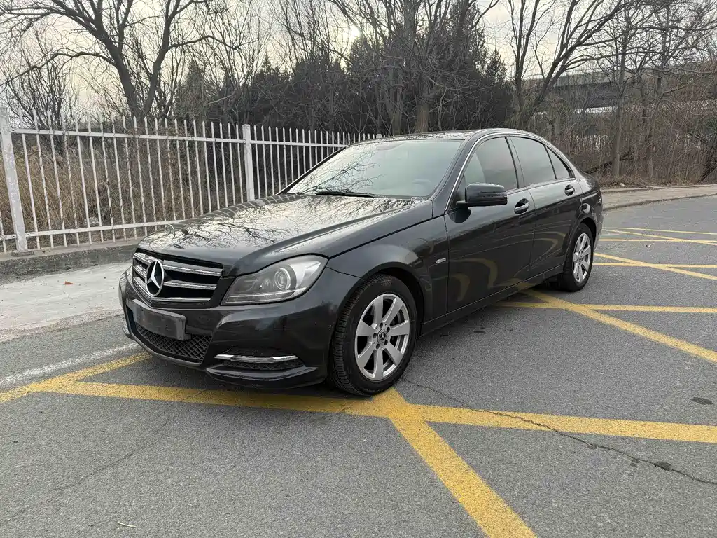 Mercedes-Benz C-Class 2011 C 180K Classic купить на сайте DeffCars