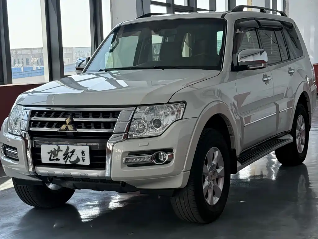 Pajero imported 2020 3.0L automatic premium version купить на сайте DeffCars