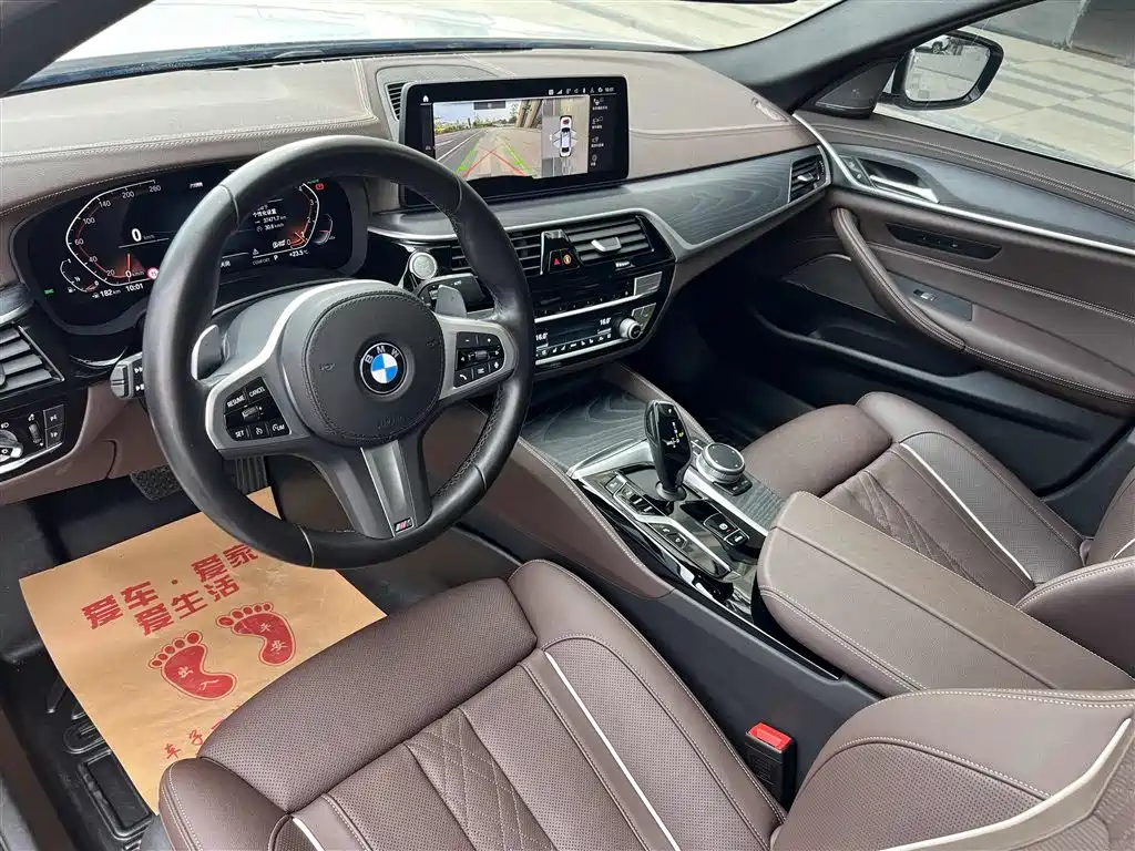 BMW 5 Series 2022 Facelift 2 530Li Exclusive M Sports Package купить на сайте DeffCars