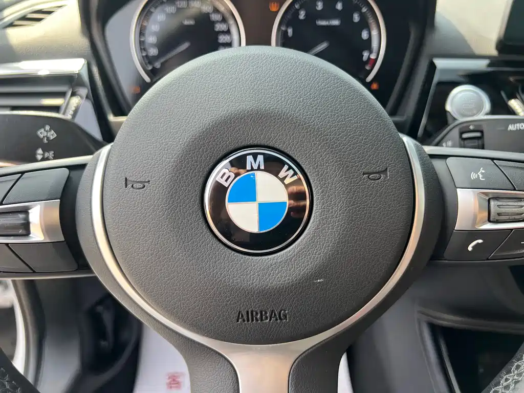 BMW 1 Series 2022 125i M Sports Night Edition купить на сайте DeffCars