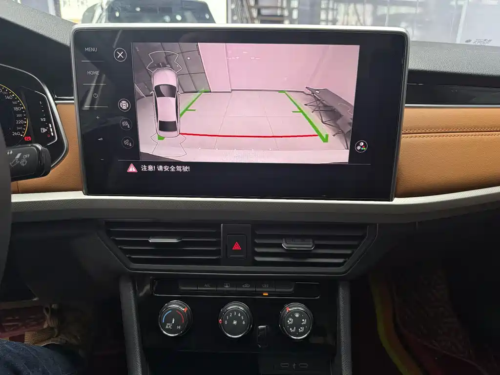 Bora 2023 model 200TSI DSG Yuexing PRO version купить на сайте DeffCars