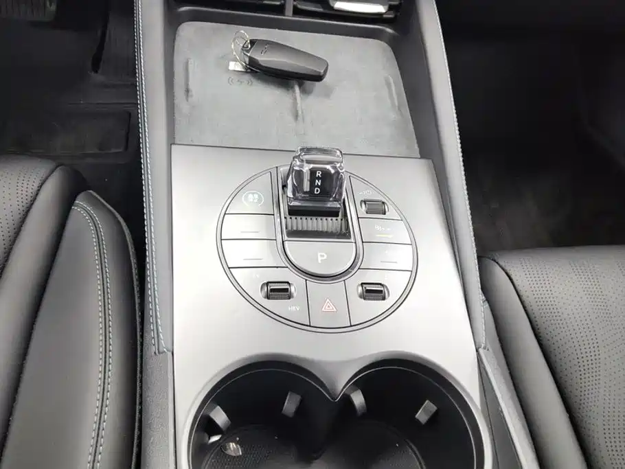 Seal 06 2025 DM-i Smart Driving Edition 120KM Exclusive Type купить на сайте DeffCars