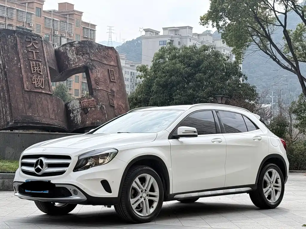 Mercedes-Benz GLA 2016 GLA 200 Dynamic купить на сайте DeffCars