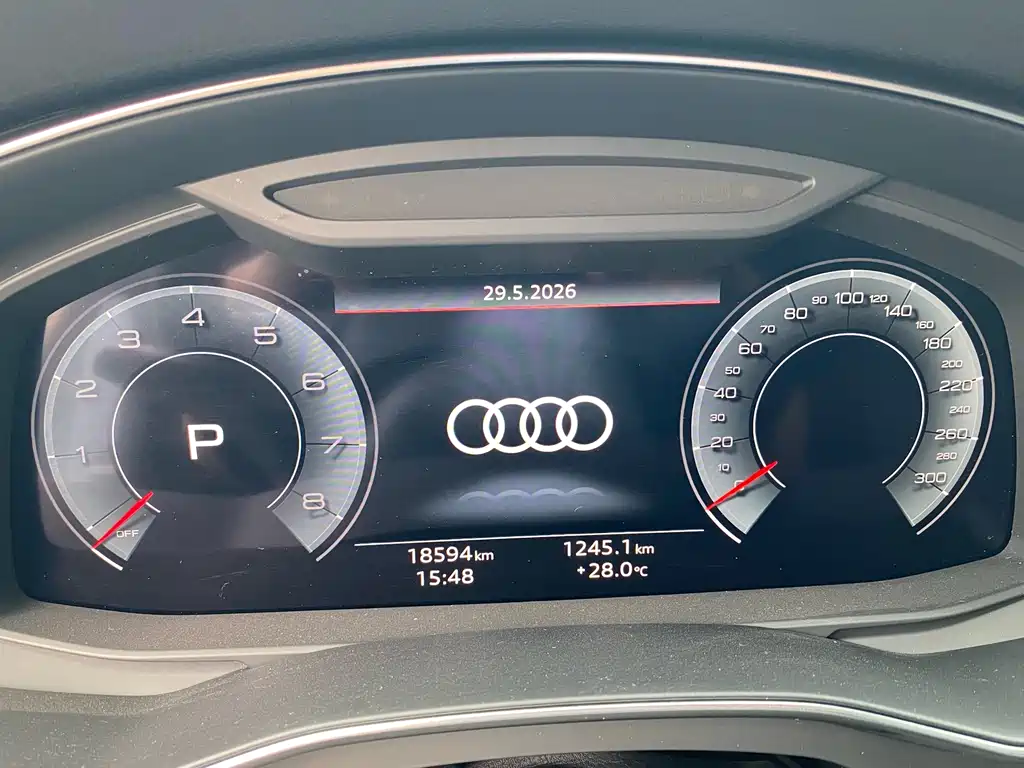 Audi A7 2024 45 TFSI Premium Selection купить на сайте DeffCars