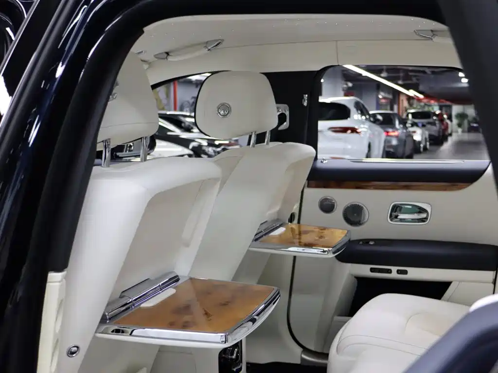 Ghost 2021 6.7T standard wheelbase version купить на сайте DeffCars
