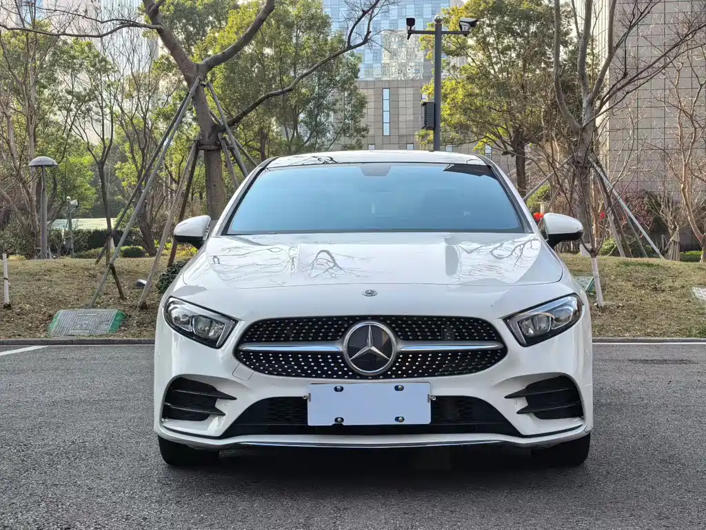 Mercedes-Benz A-Class 2022 A 200 L Sports Sedan Fashionable купить на сайте DeffCars