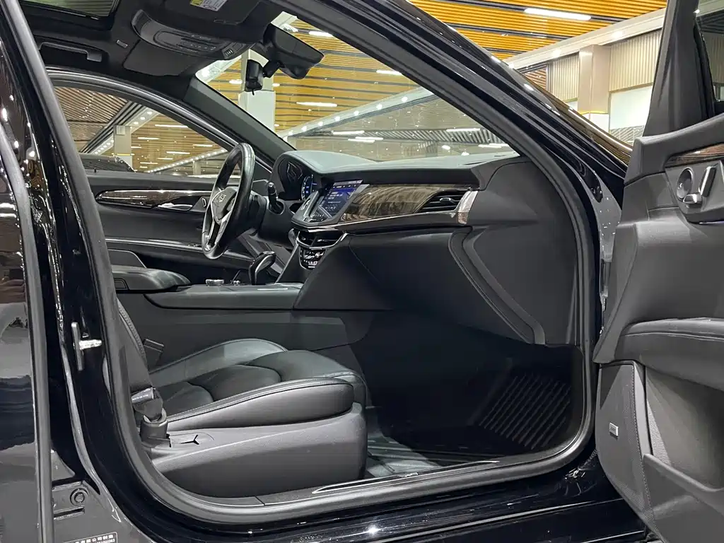 Cadillac CT6 2019 28T luxury model купить на сайте DeffCars