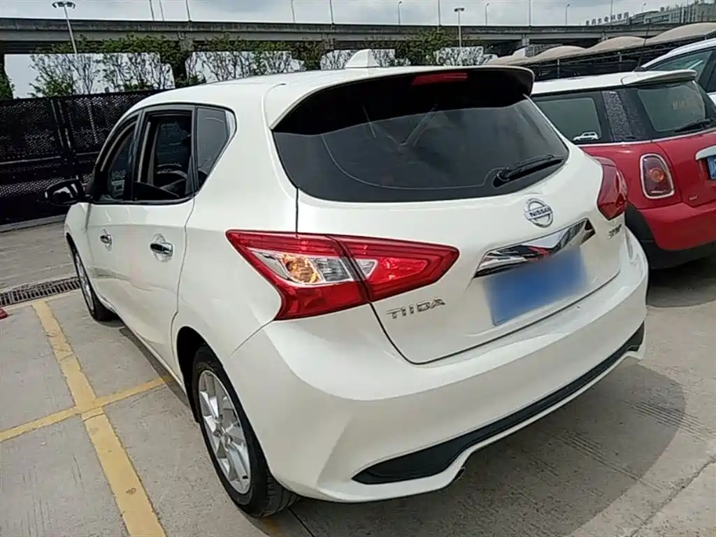 Tiida 2021 1.6L CVT Smart Travel Edition купить на сайте DeffCars
