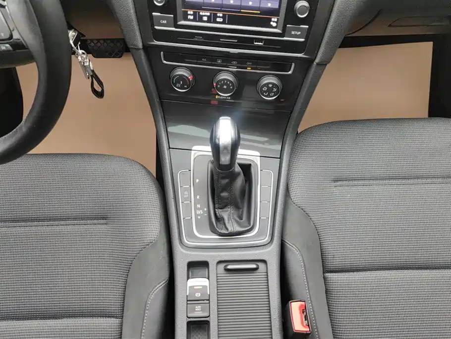 Golf 2018 230TSI automatic comfort type купить на сайте DeffCars